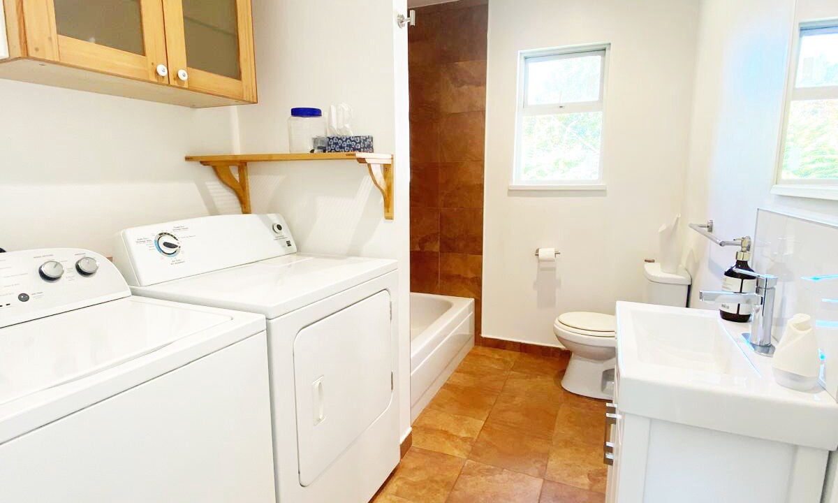 Photo of Bathroom in Central Lonsdale