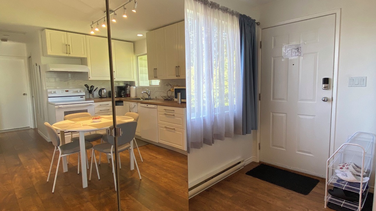 Photo of Kitchen in Central Lonsdale