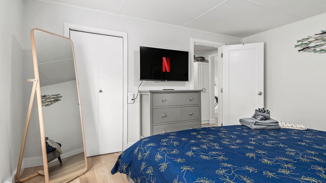 Photo of Bedroom in Campbell River