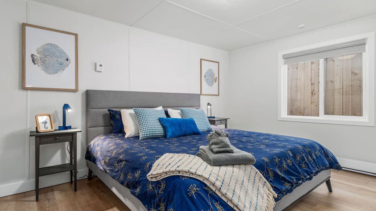 Photo of Bedroom in Campbell River