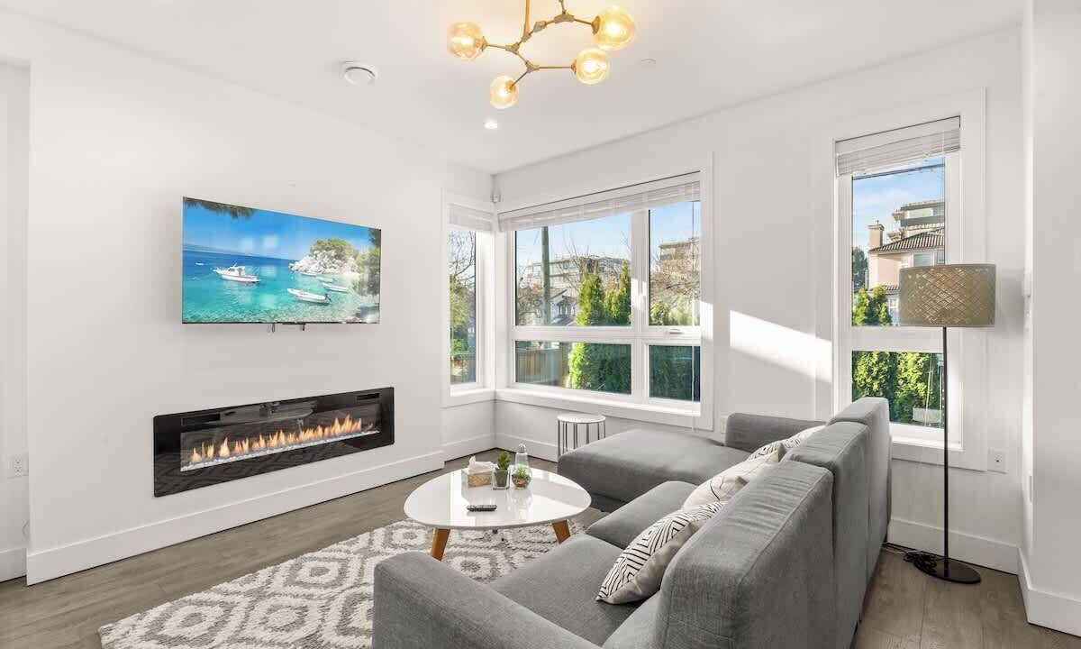 Photo of Livingroom in Marpole