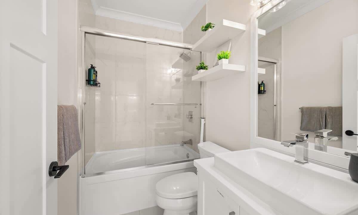 Photo of Bathroom in Grandview-Woodland