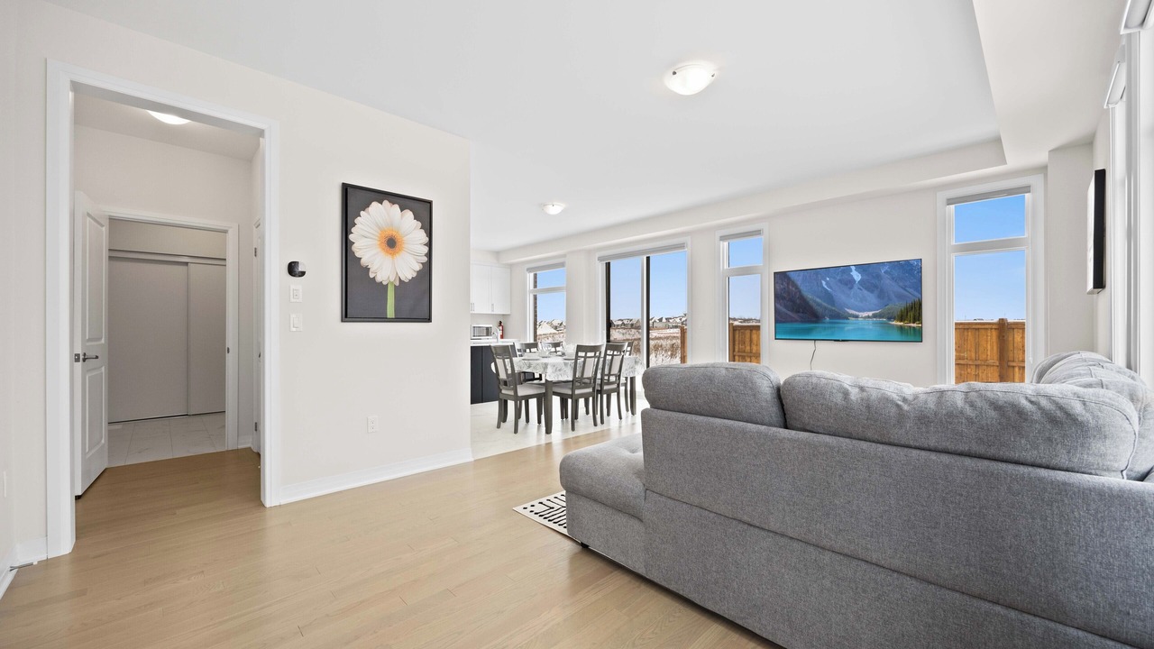 Photo of Livingroom in Erin