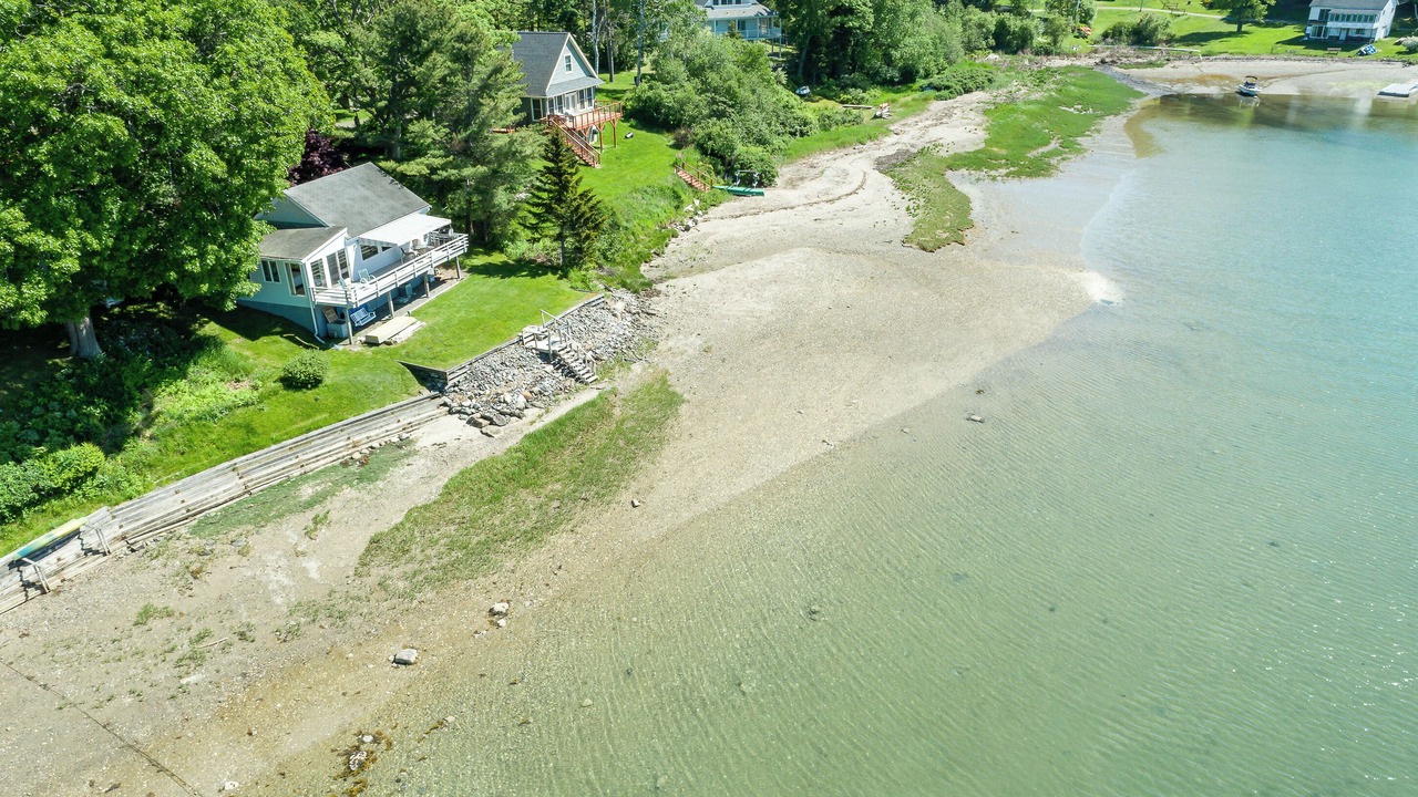 Photo of Others in Mid-Coast and Islands