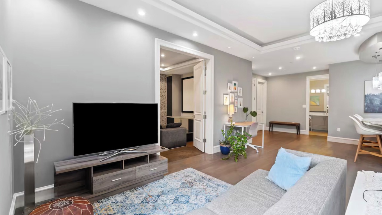 Photo of Livingroom in Marpole