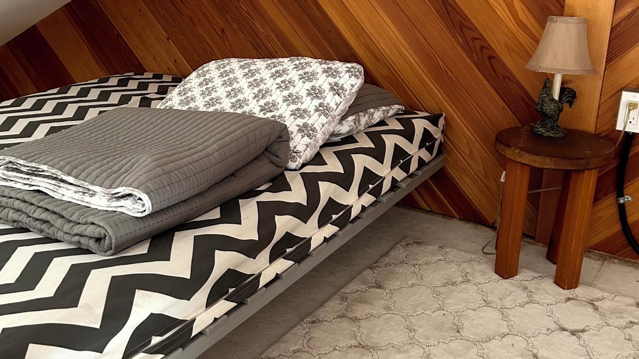 Photo of Bedroom in East Kootenay