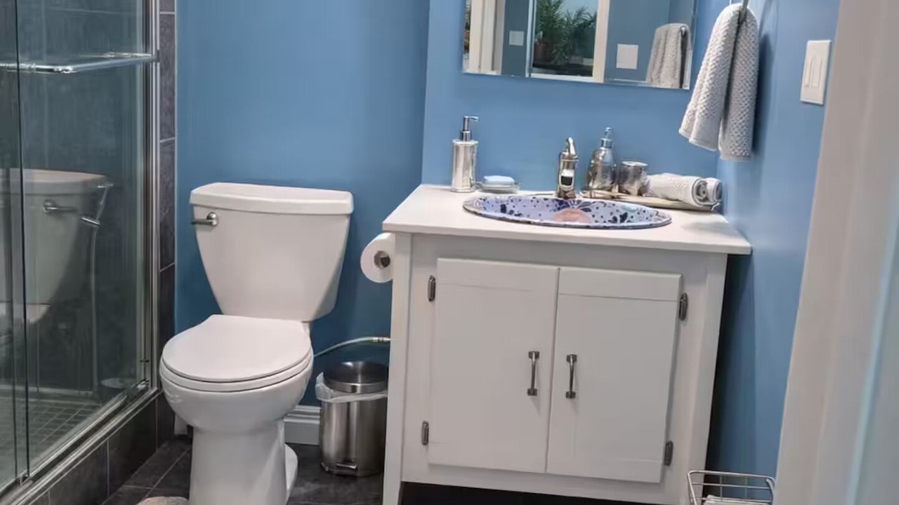 Photo of Bathroom in McKenzie Towne