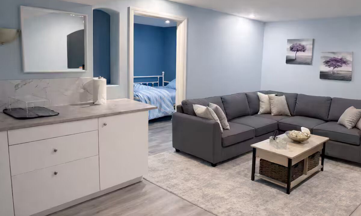 Photo of Livingroom in McKenzie Towne
