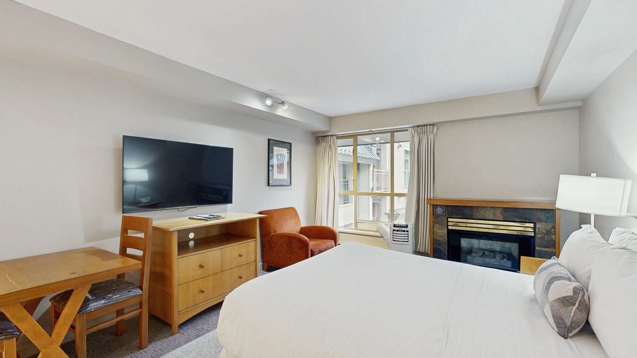Photo of Bedroom in Whistler Village