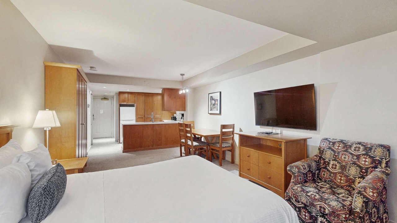 Photo of Bedroom in Whistler Village
