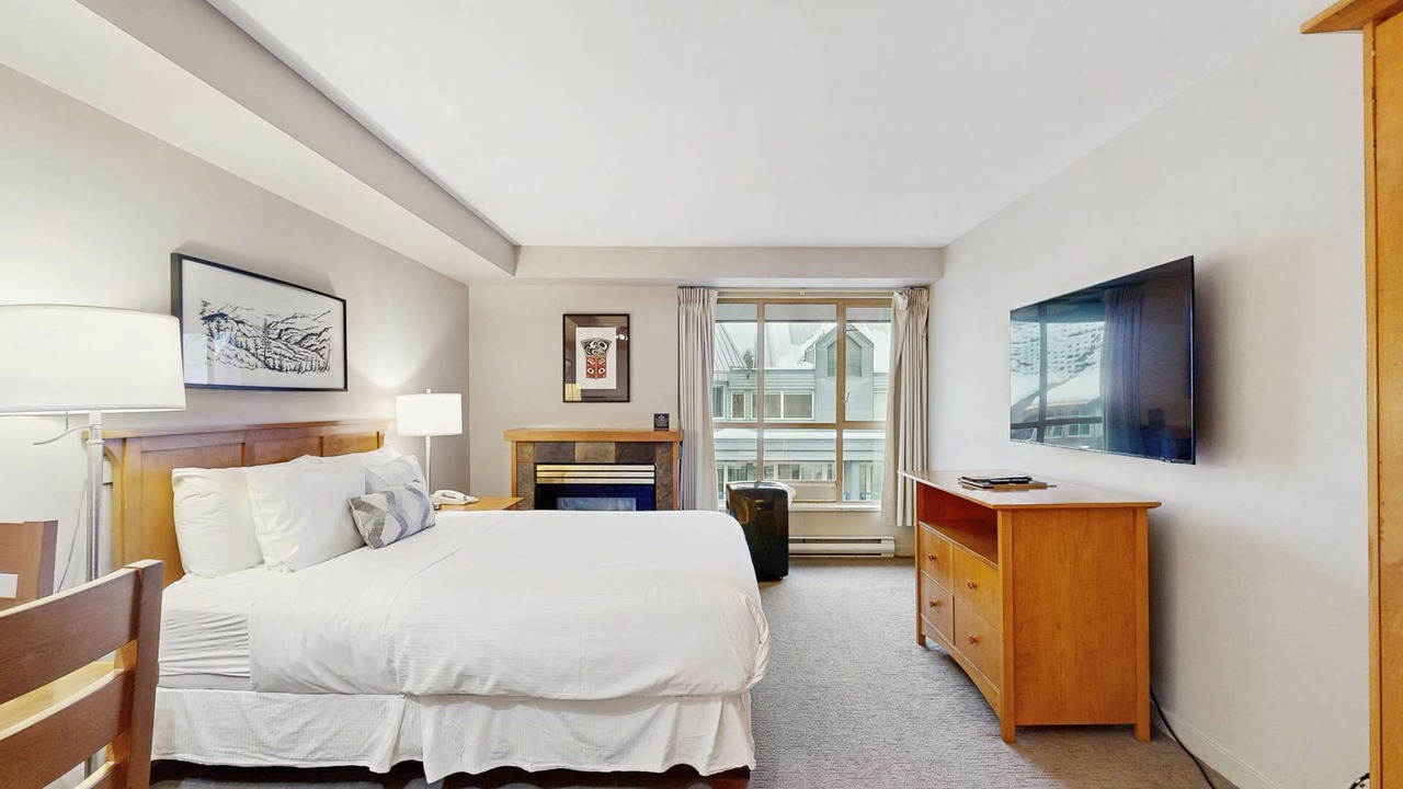 Photo of Bedroom in Whistler Village