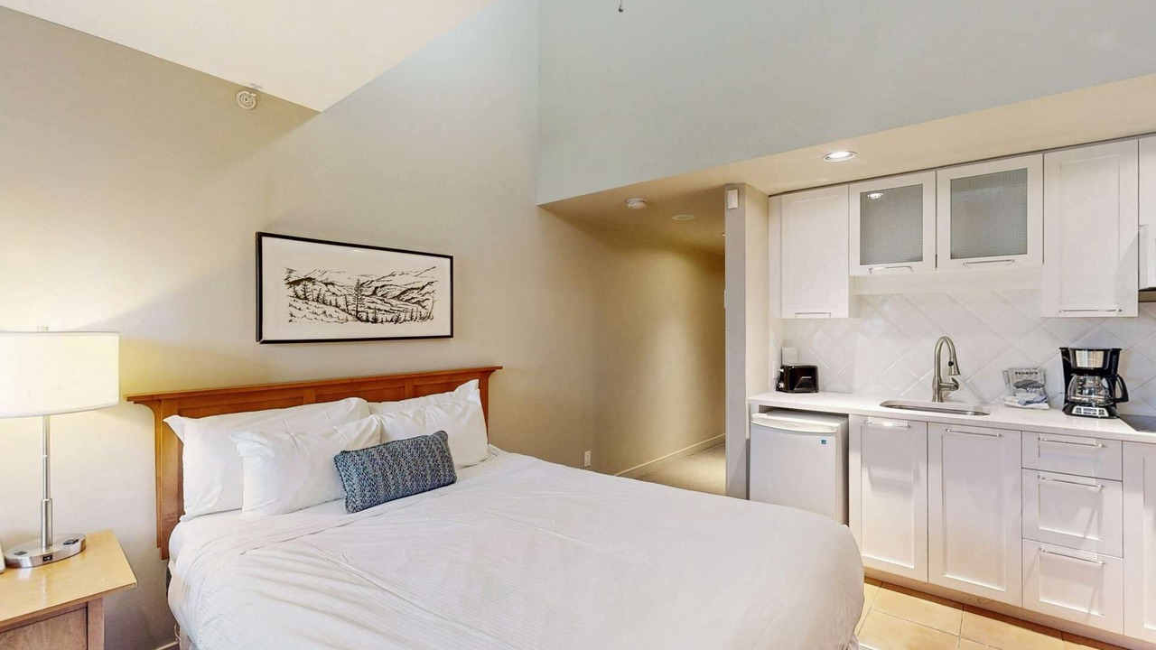 Photo of Bedroom in Whistler Village