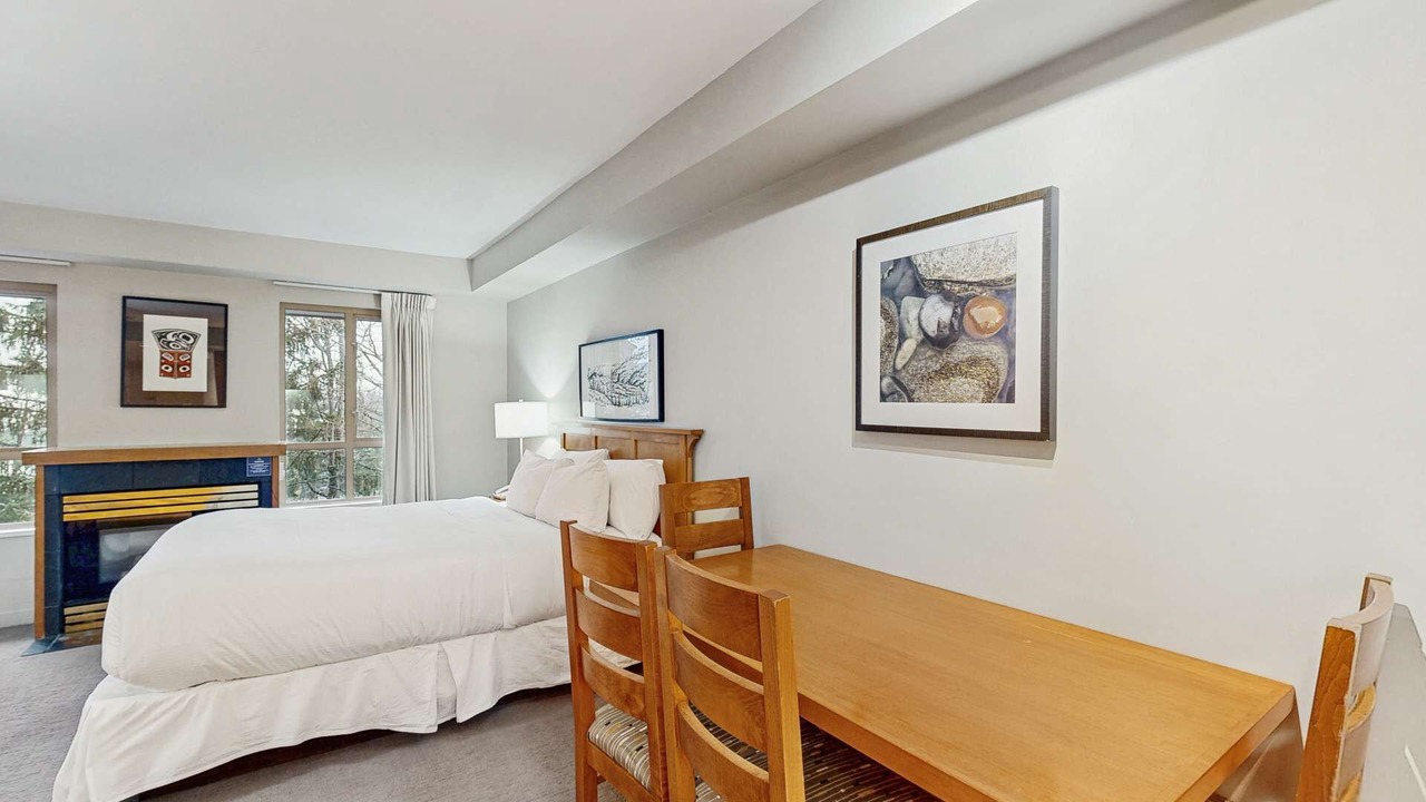 Photo of Bedroom in Whistler Village