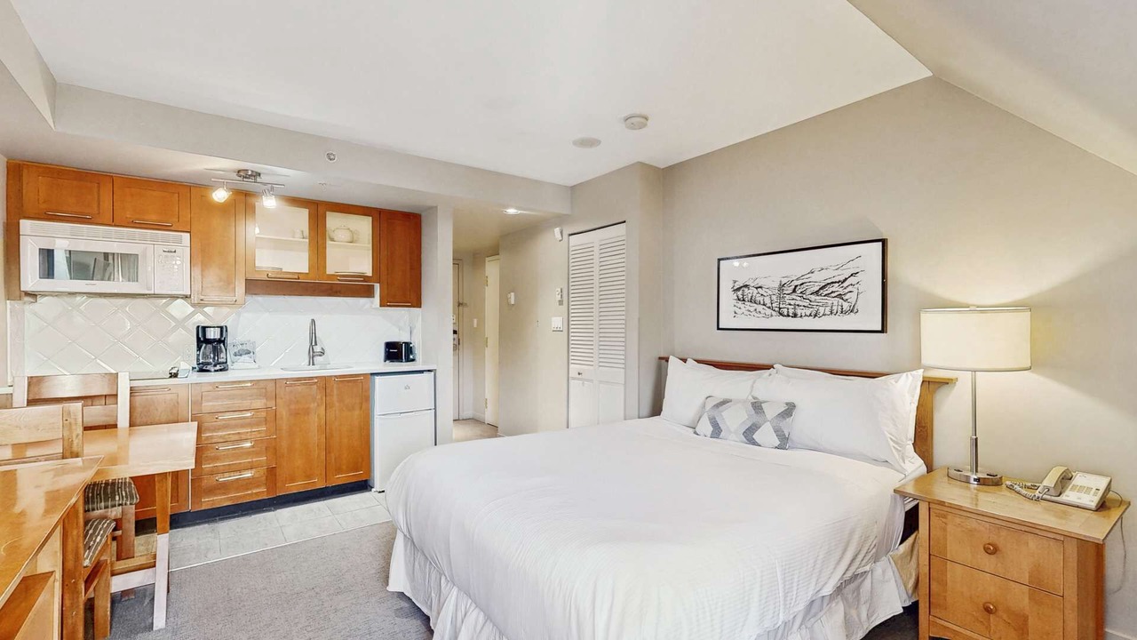 Photo of Bedroom in Whistler Village