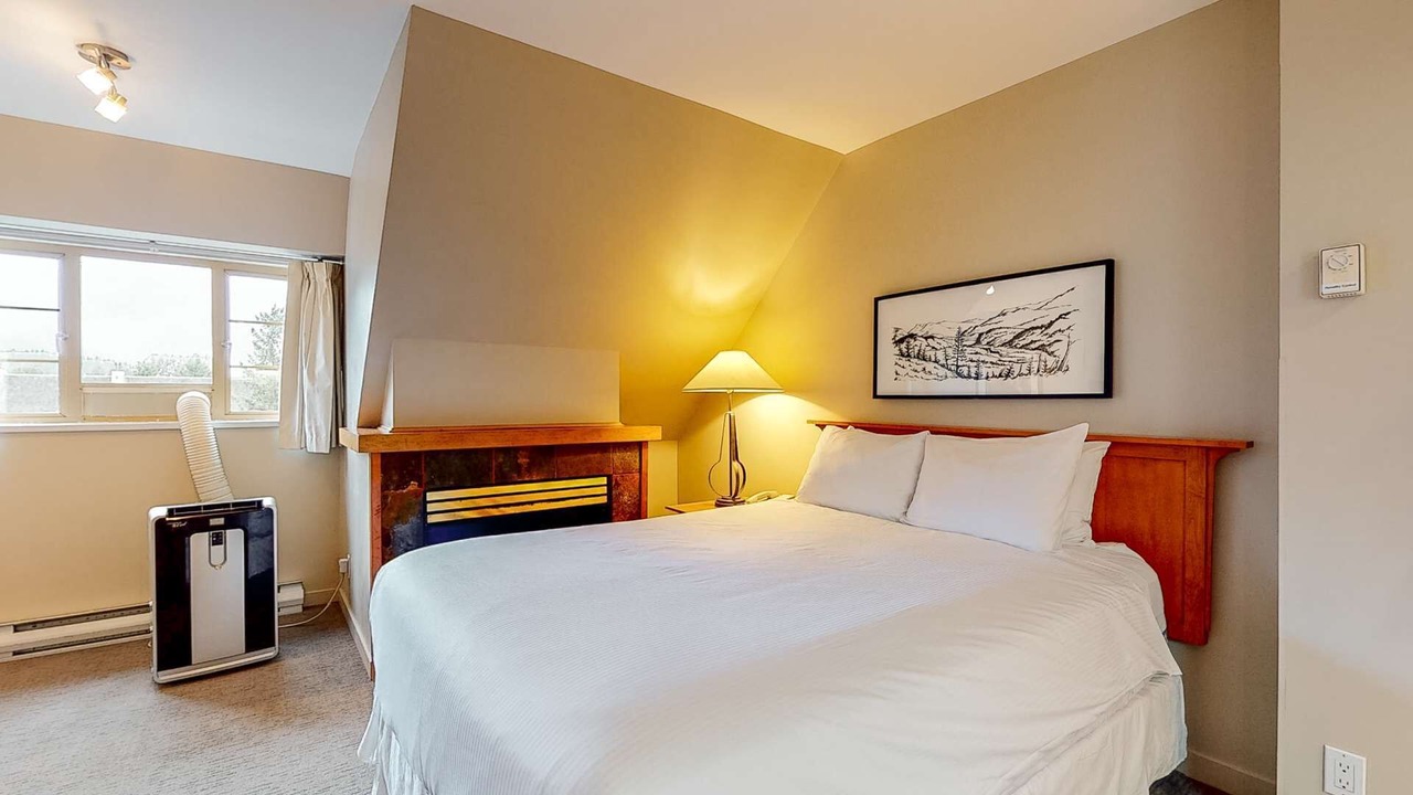 Photo of Bedroom in Whistler Village