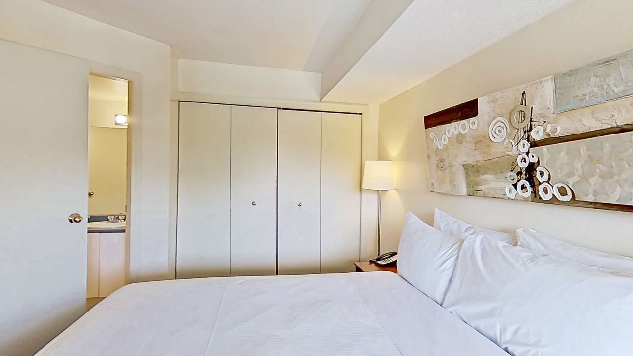 Photo of Bedroom in Village North