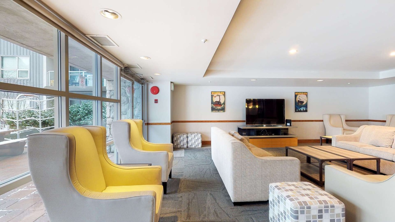 Photo of Livingroom in Upper Village