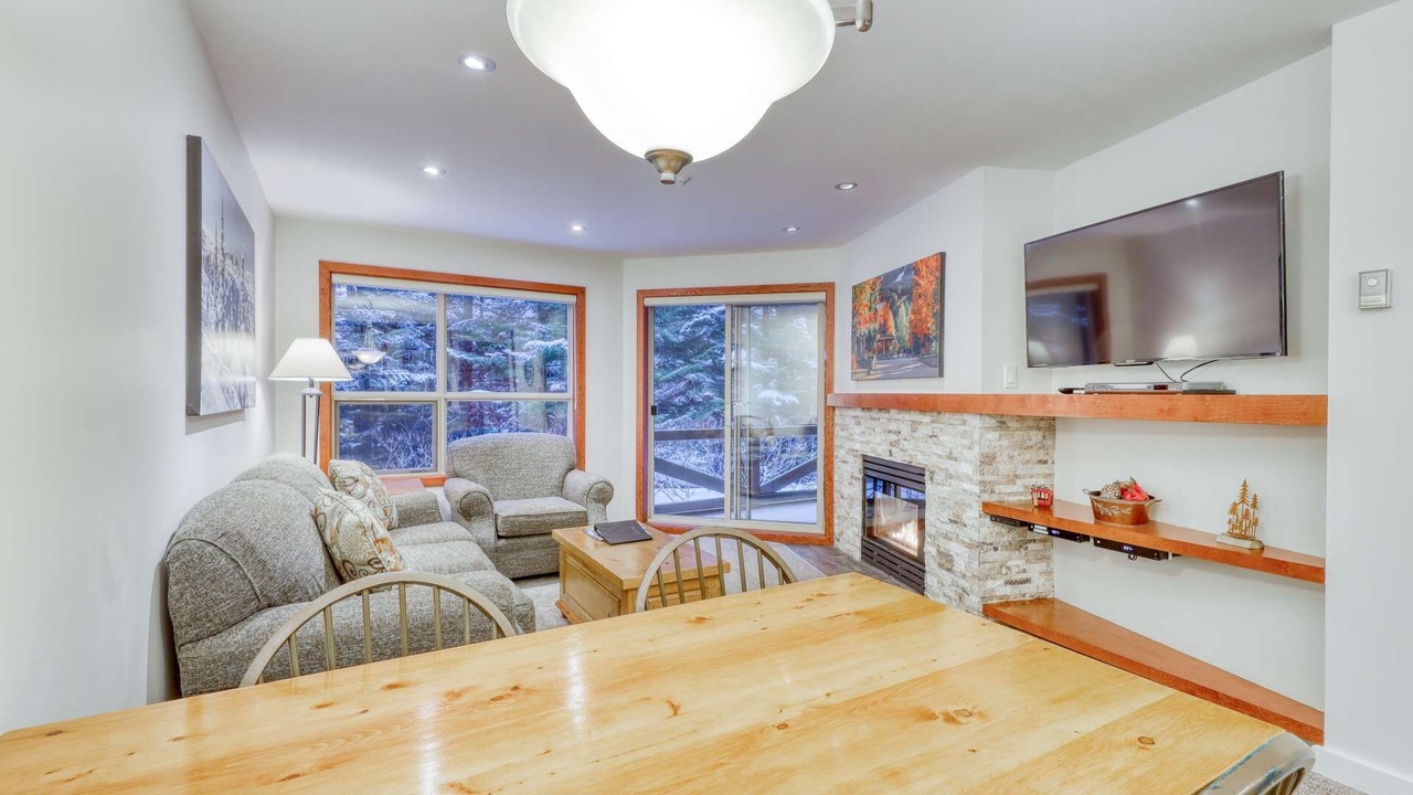 Photo of Livingroom in Upper Village