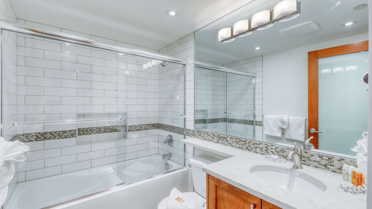 Photo of Bathroom in Upper Village