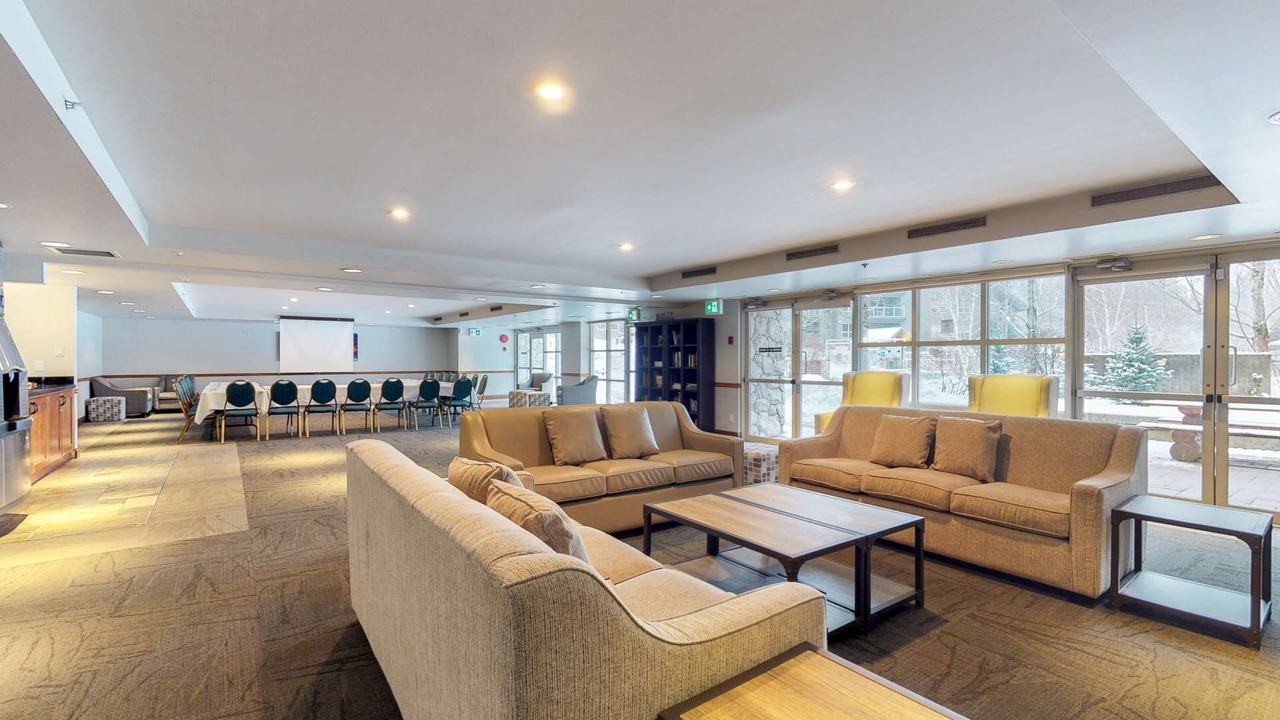 Photo of Livingroom in Upper Village