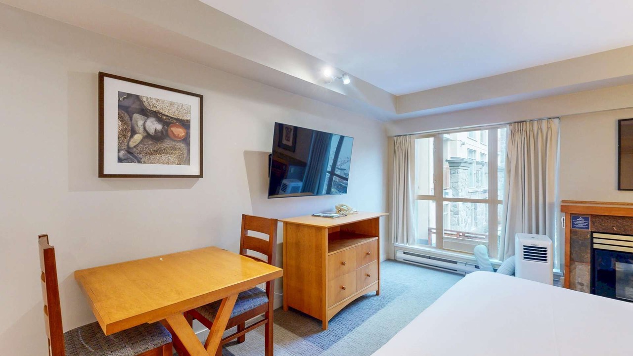 Photo of Bedroom in Whistler Village