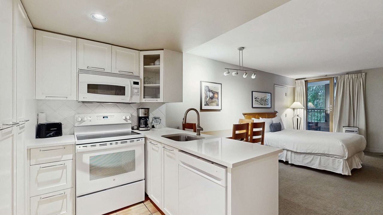 Photo of Kitchen in Whistler Village