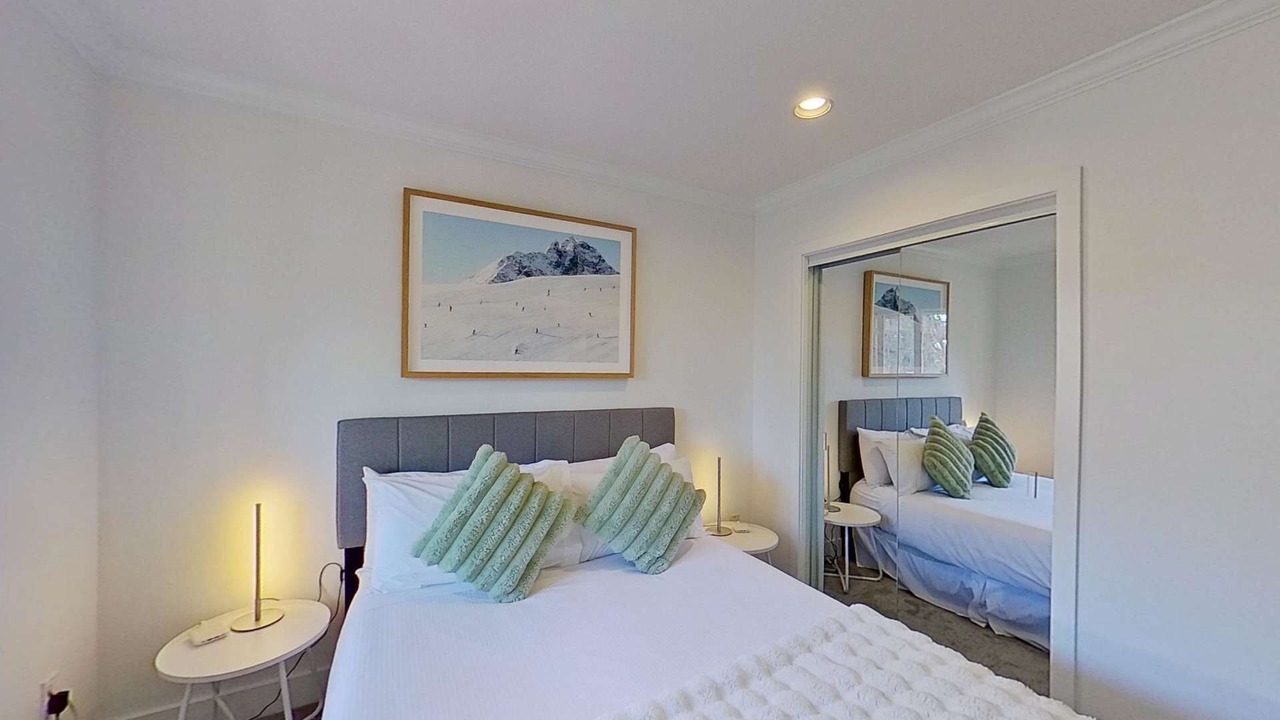 Photo of Bedroom in Village North