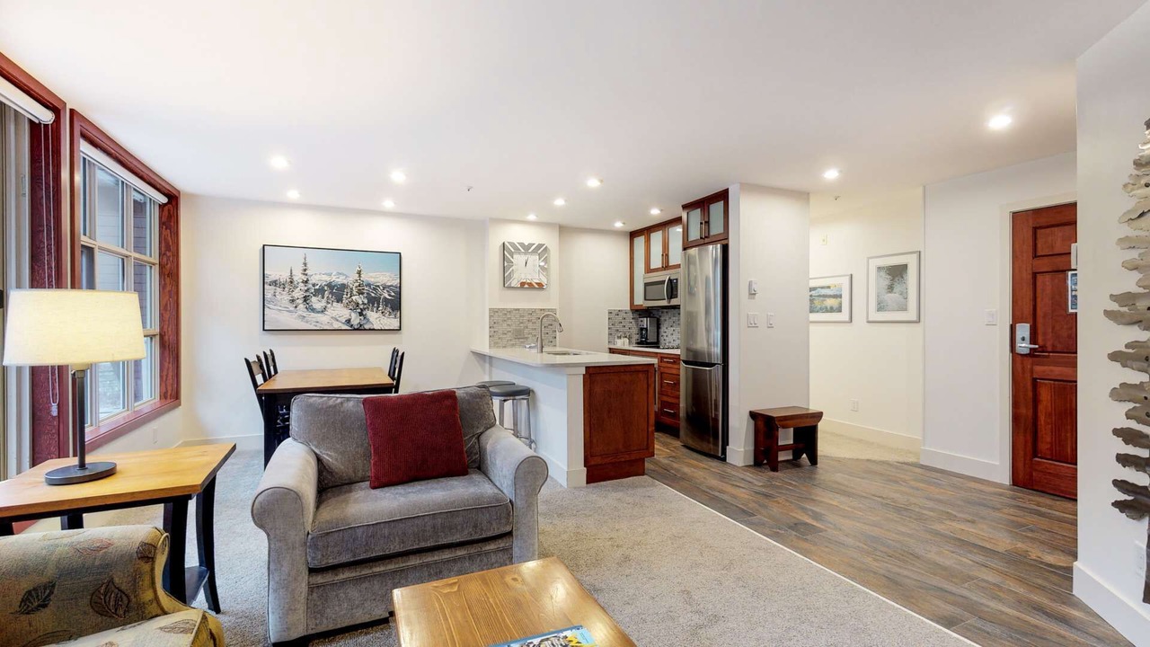 Photo of Livingroom in Upper Village