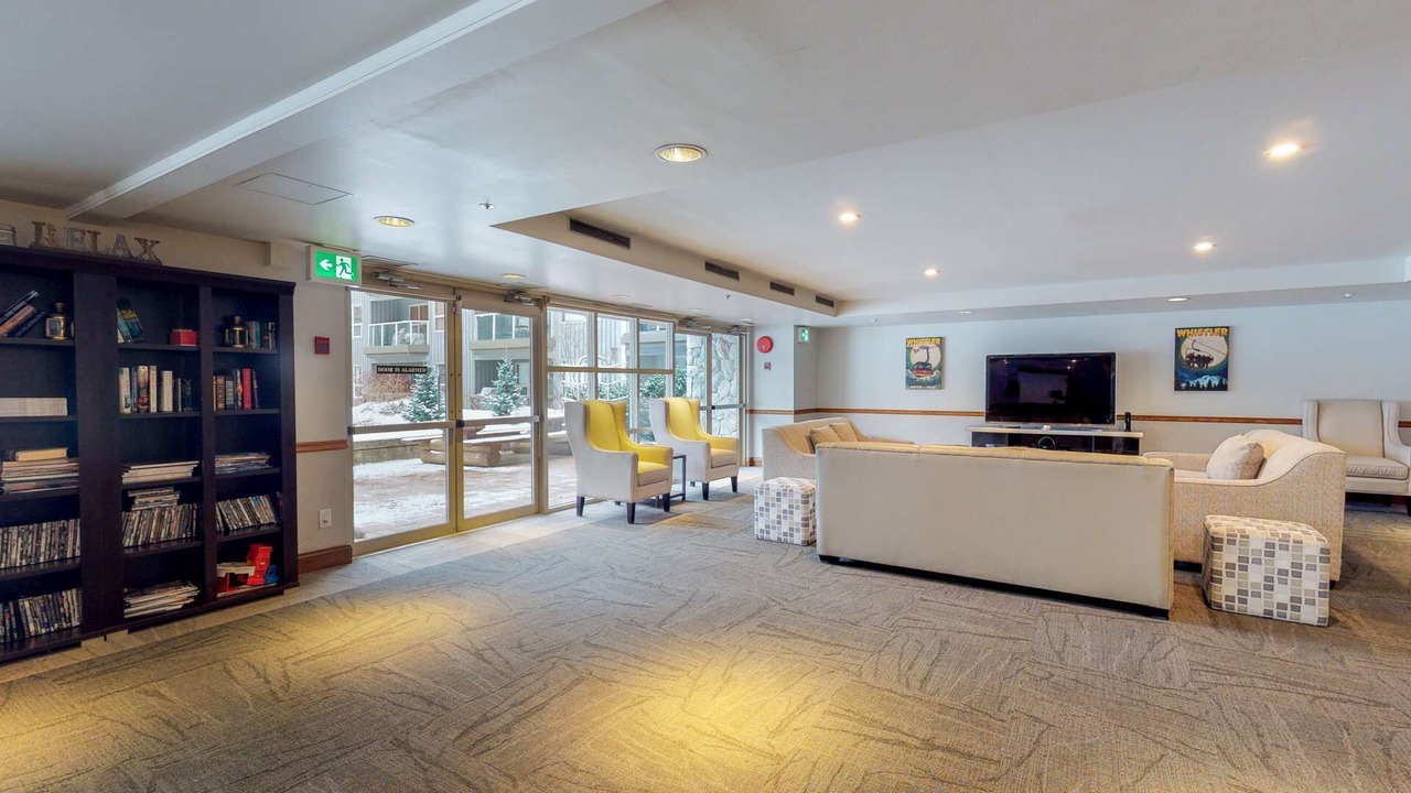Photo of Livingroom in Upper Village