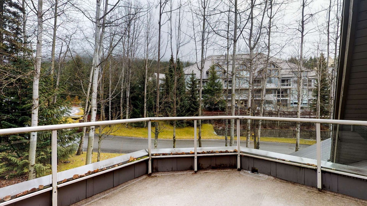 Photo of Outdoor in Upper Village