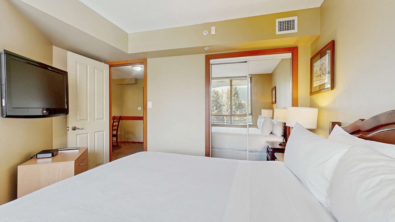 Photo of Bedroom in Village North