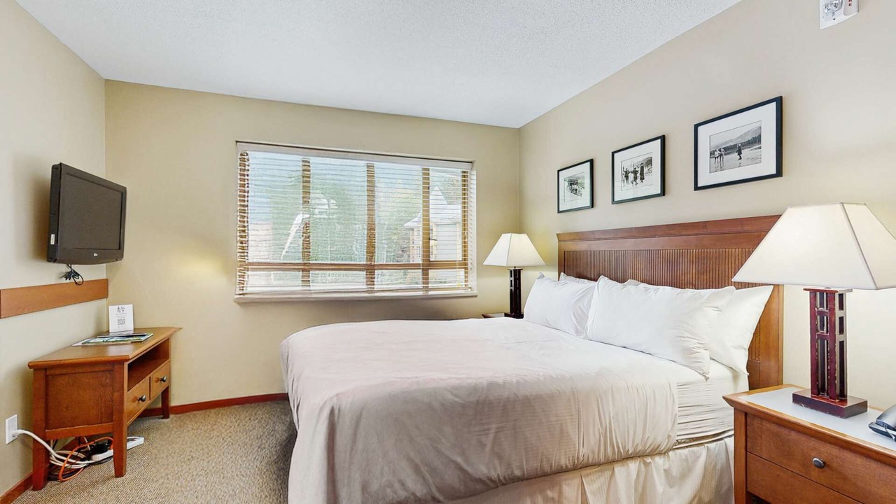 Photo of Bedroom in Village North