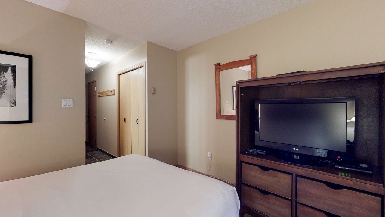 Photo of Bedroom in Blackcomb