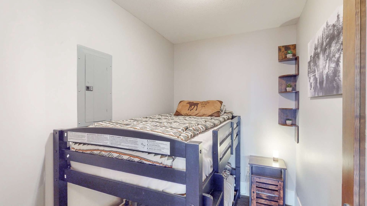 Photo of Bedroom in Big White Ski Resort