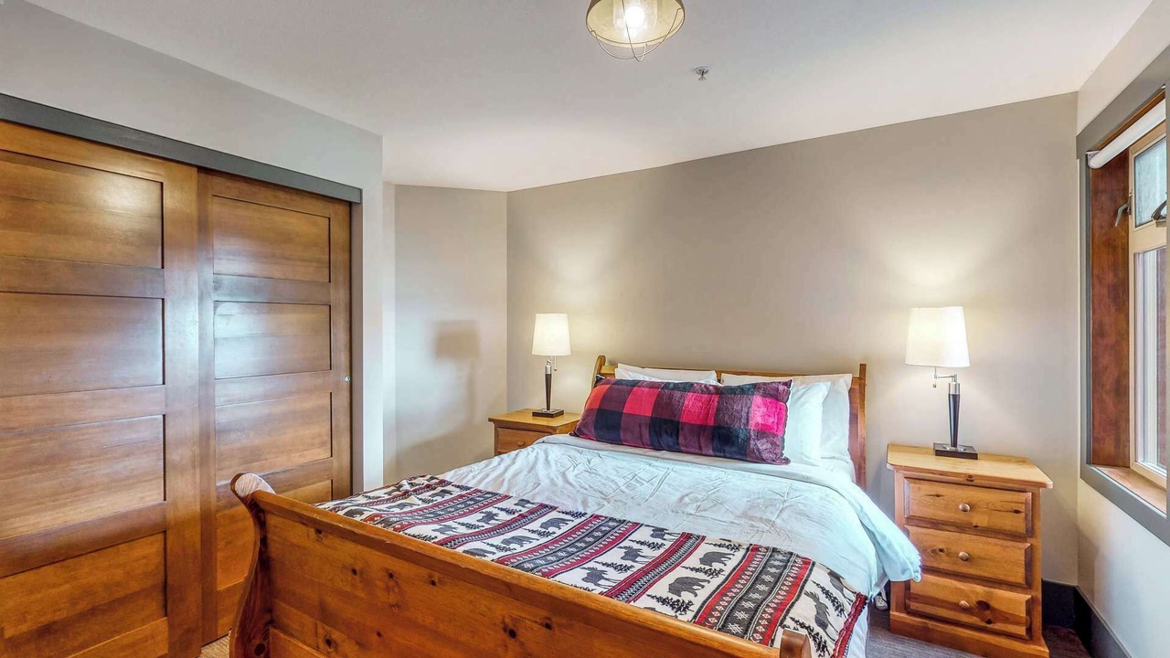 Photo of Bedroom in Big White Ski Resort