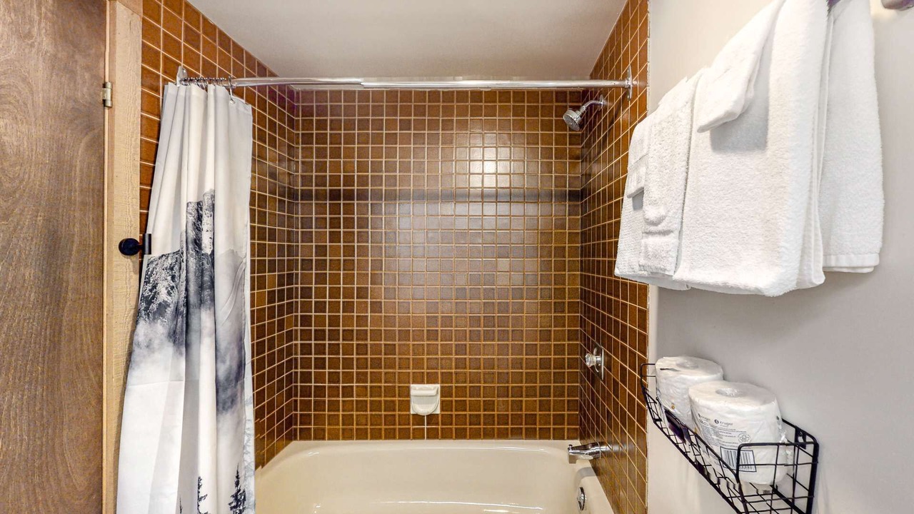 Photo of Bathroom in Big White Ski Resort