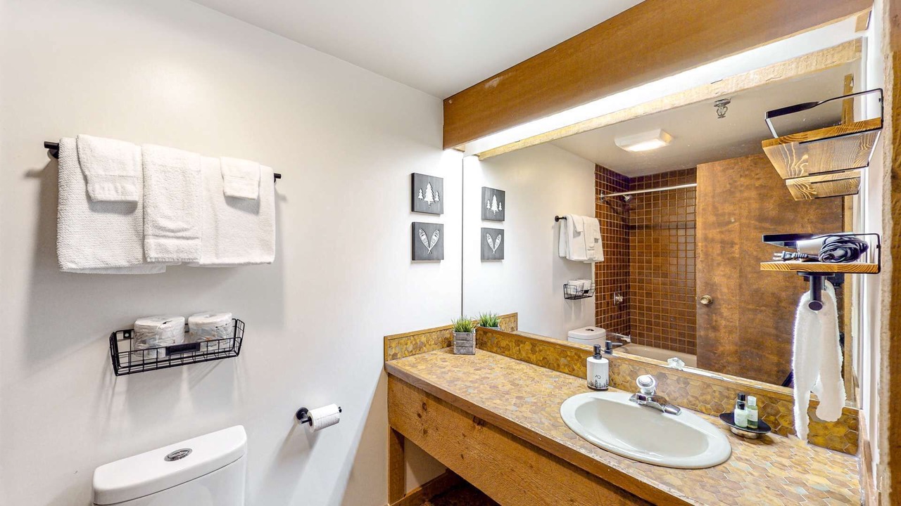 Photo of Bathroom in Big White Ski Resort