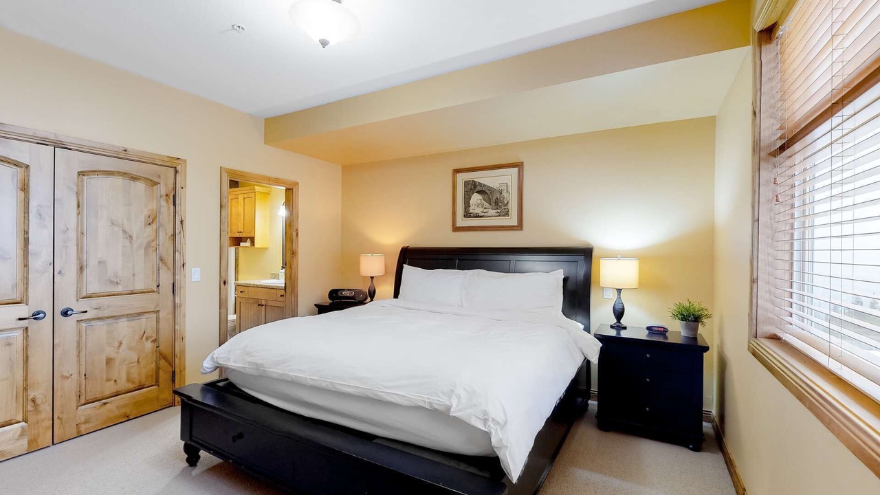 Photo of Bedroom in Big White Ski Resort