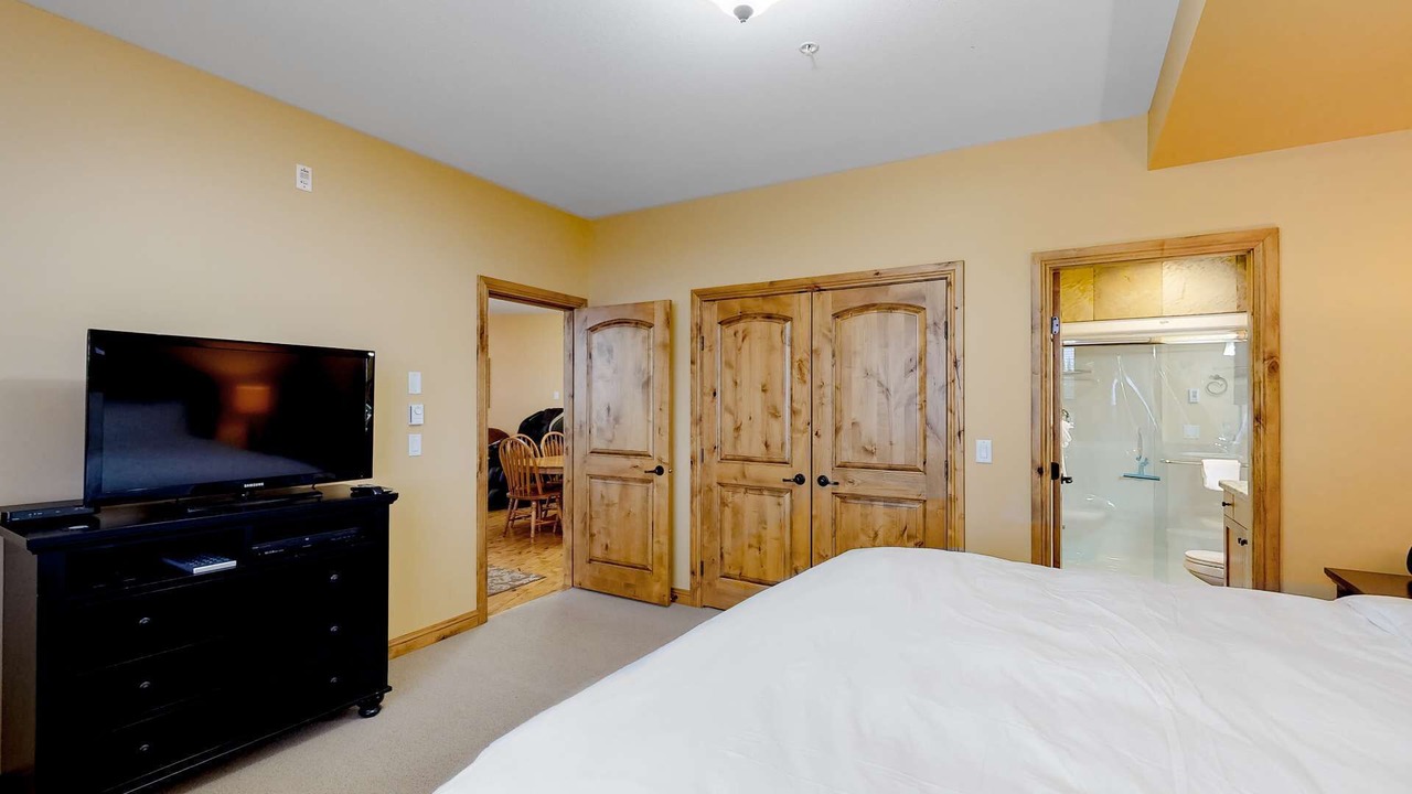 Photo of Bedroom in Big White Ski Resort