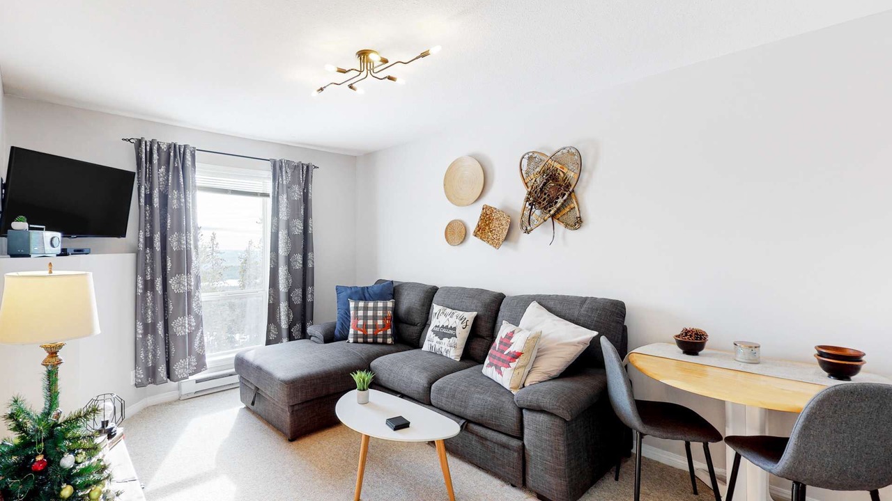 Photo of Livingroom in Big White Ski Resort