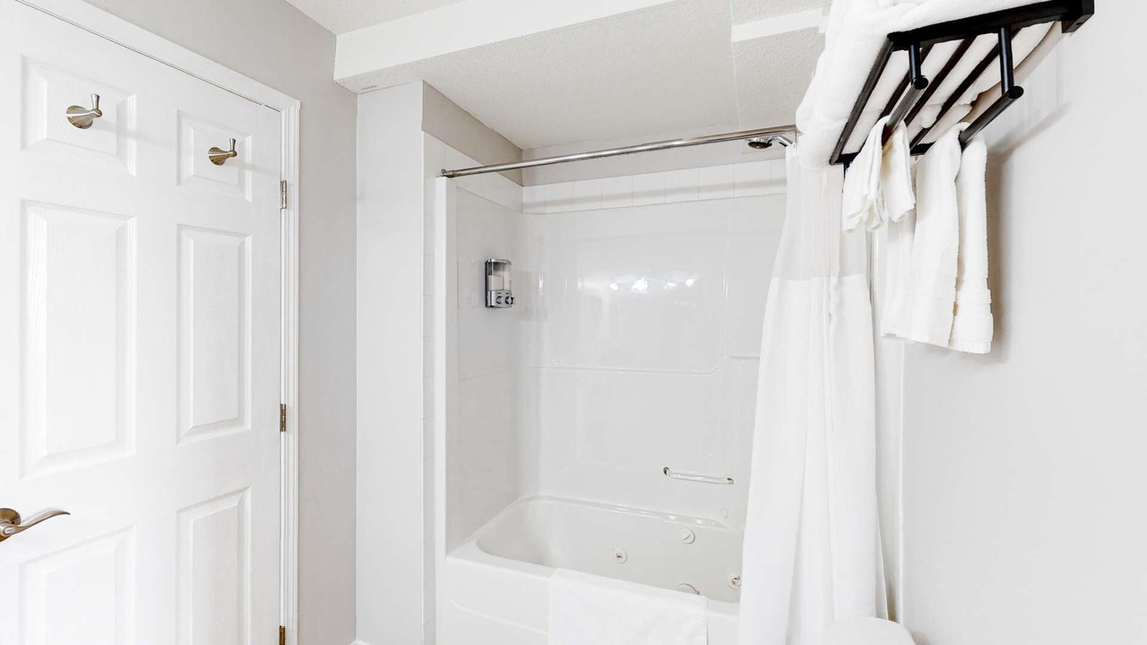 Photo of Bathroom in Big White Ski Resort