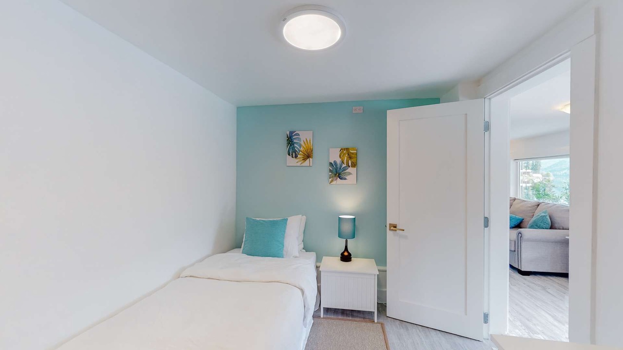 Photo of Bedroom in Christina Lake