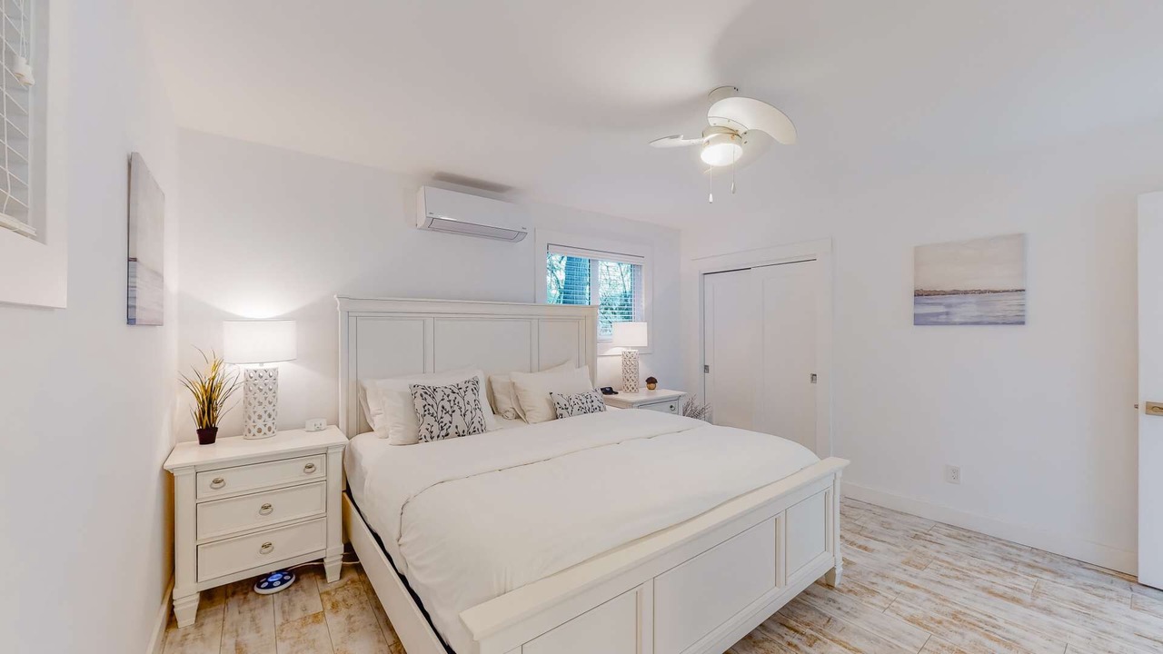 Photo of Bedroom in Christina Lake