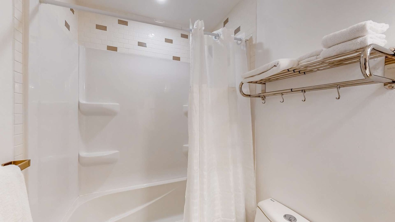 Photo of Bathroom in Christina Lake