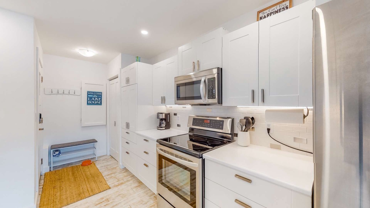 Photo of Kitchen in Christina Lake