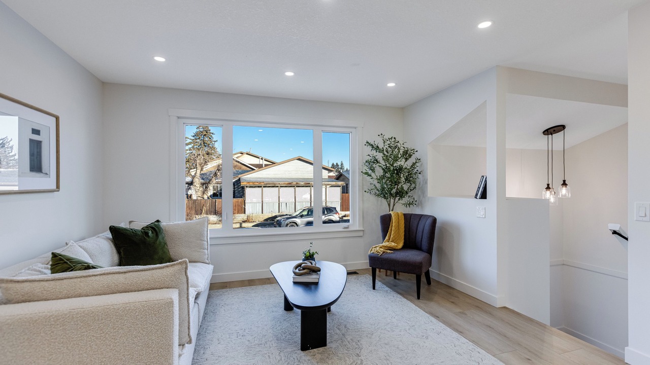 Photo of Livingroom in Calgary