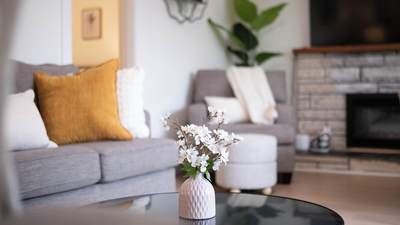Photo of Livingroom in Marpole
