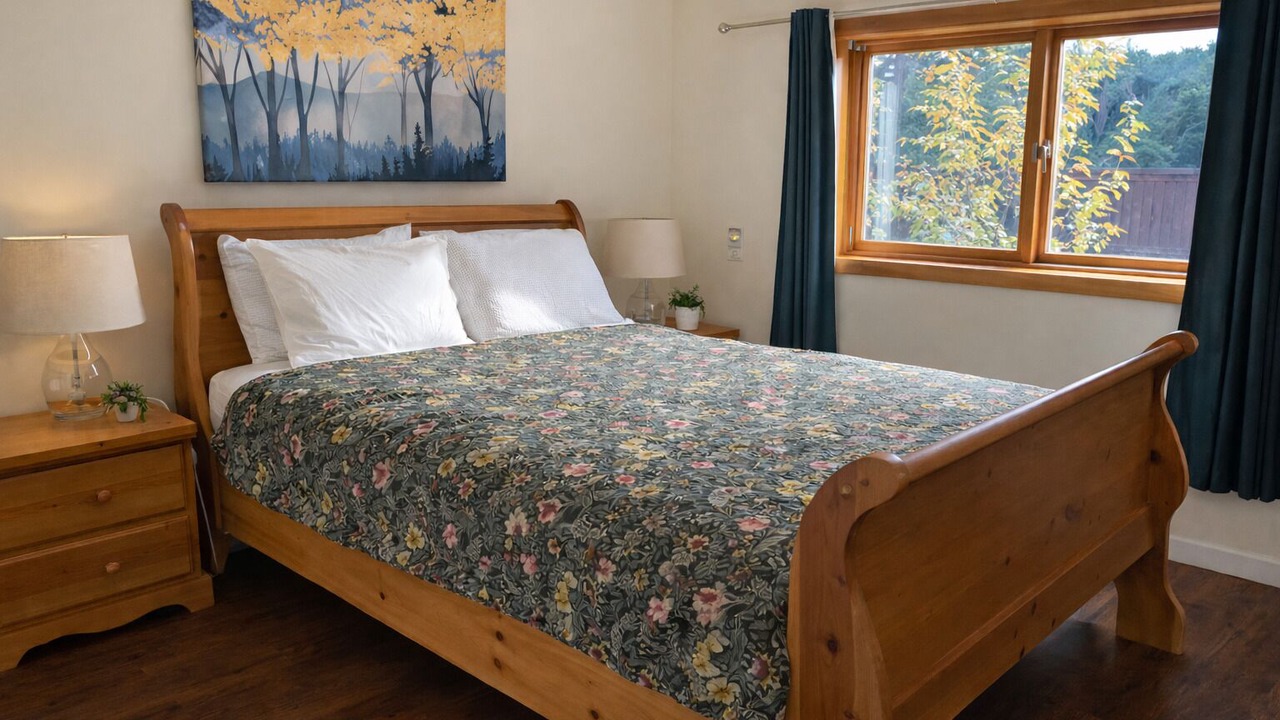 Photo of Bedroom in Brackendale