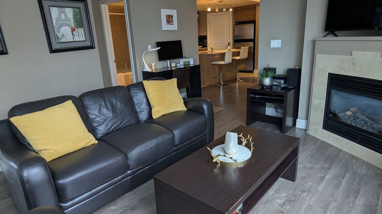 Photo of Livingroom in Downtown Calgary