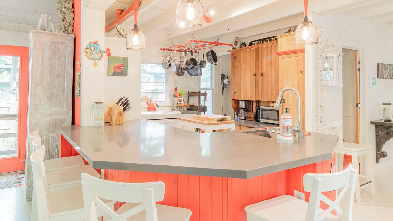Photo of Kitchen in Grand Bend
